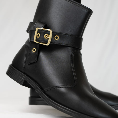 Beira Rio Buckle Boot