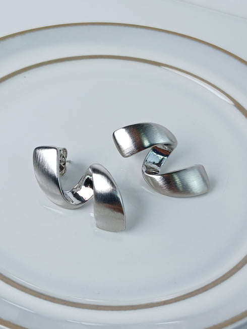 Matte Spiral Earring