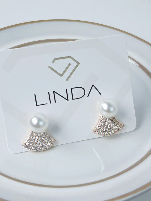 Fan Stone Earring