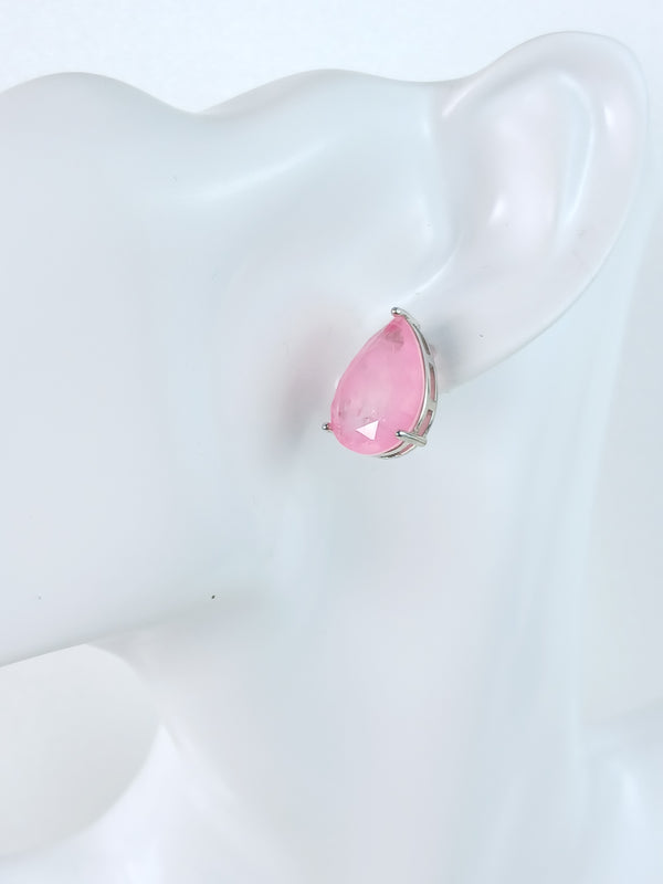 フュージョンストーンのドロップピアス