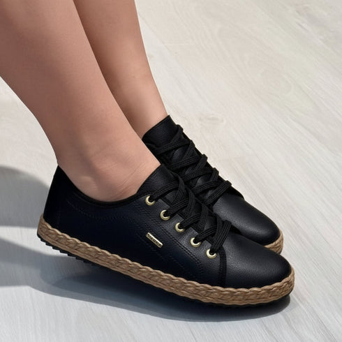 Moleca Classic Sneakers