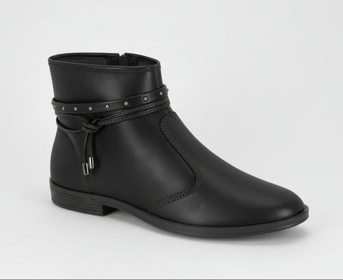 Bota Moleca Salto Baixo