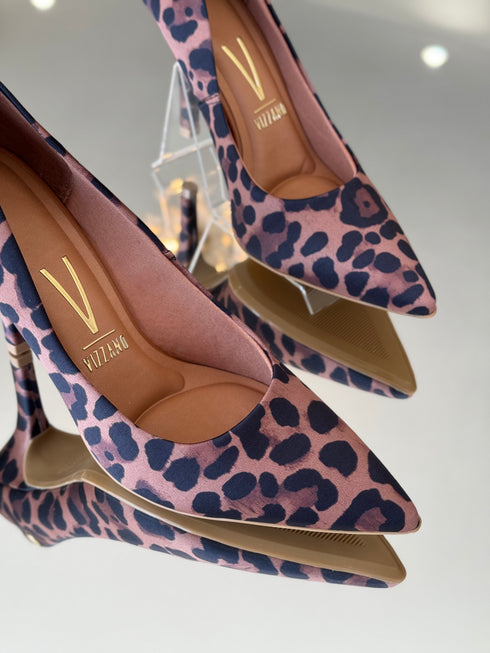 Scarpin Vizzano Animal Print Salto Fino 9cm