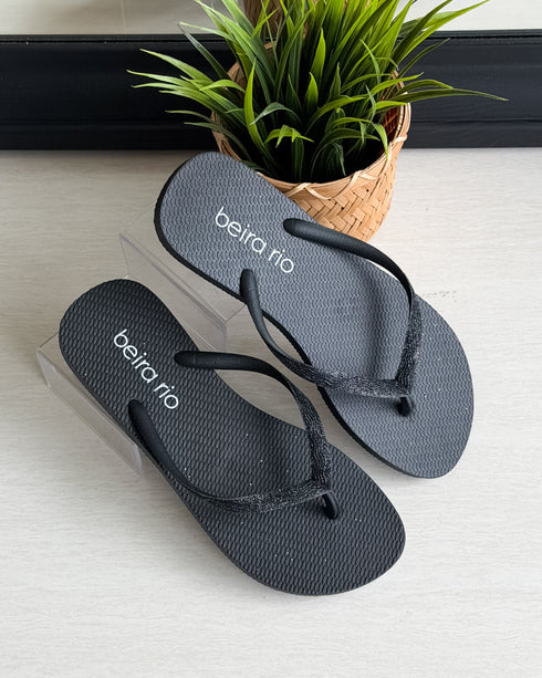 Chinelo Beira Rio Preto com Glitter