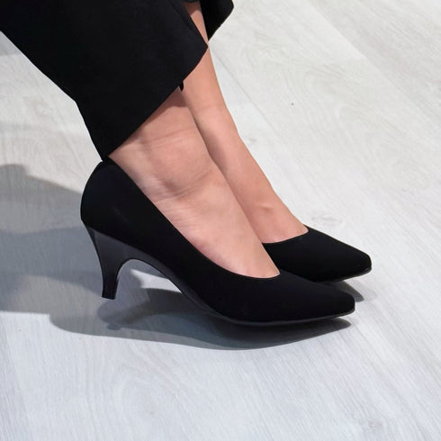 Scarpin Beira Rio Nobuck Preto Salto 6cm
