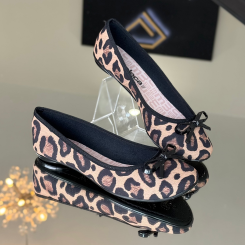 Moleca Animal Print Flat