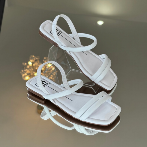 Moleca White Flat Sandal with Straps