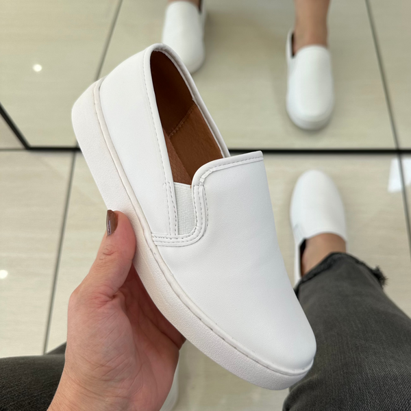 スリッポン Vizzano ホワイト
