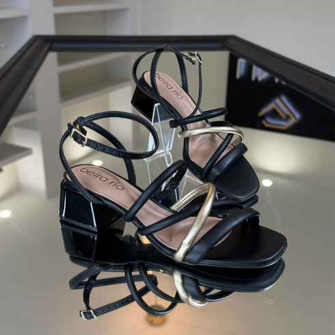 Beira Rio Straps Sandal