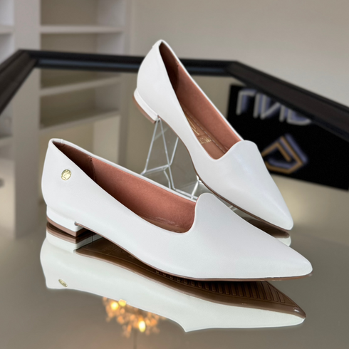 Sapatilha Vizzano Bico Fino Off White