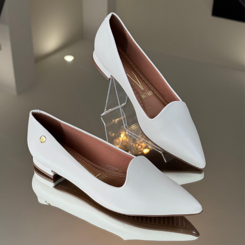Sapatilha Vizzano Bico Fino Off White